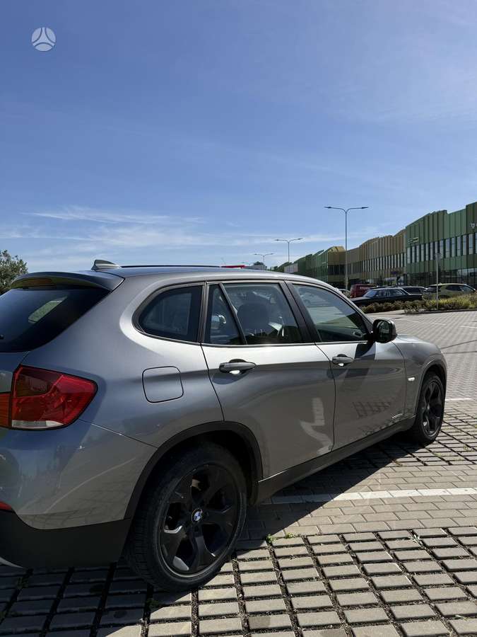 BMW X1 2011 — photo 6
