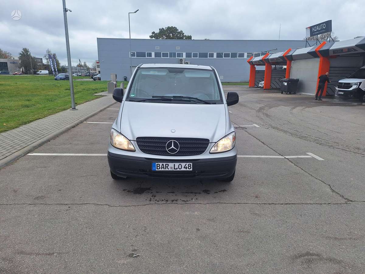 Mercedes-Benz Vito 2008 — салон