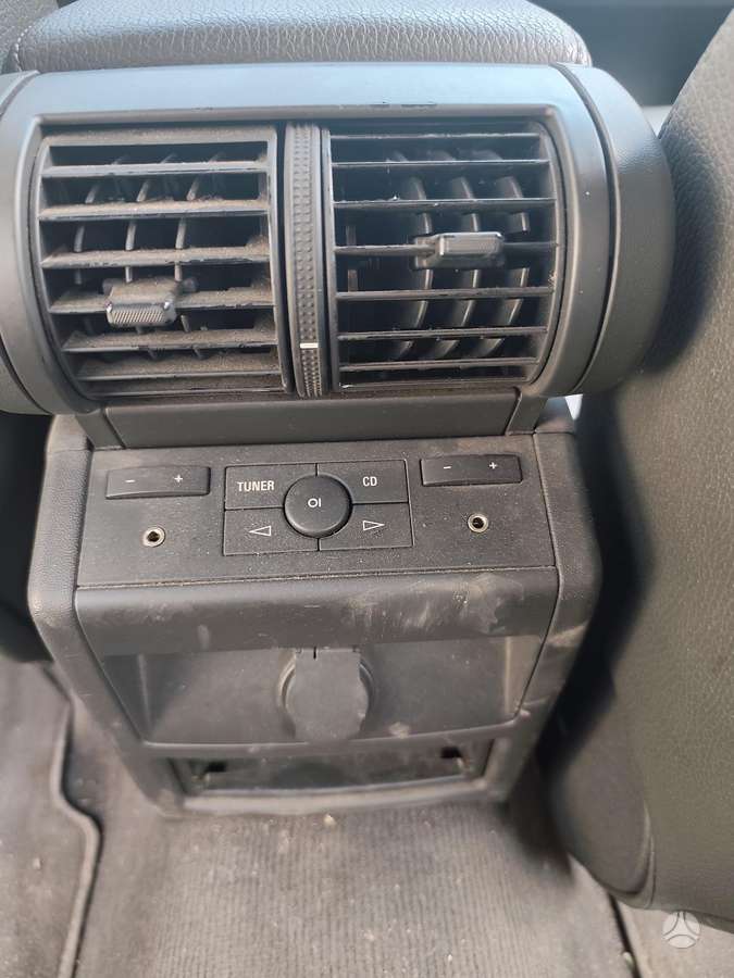 Opel Vectra 2008 — photo 11