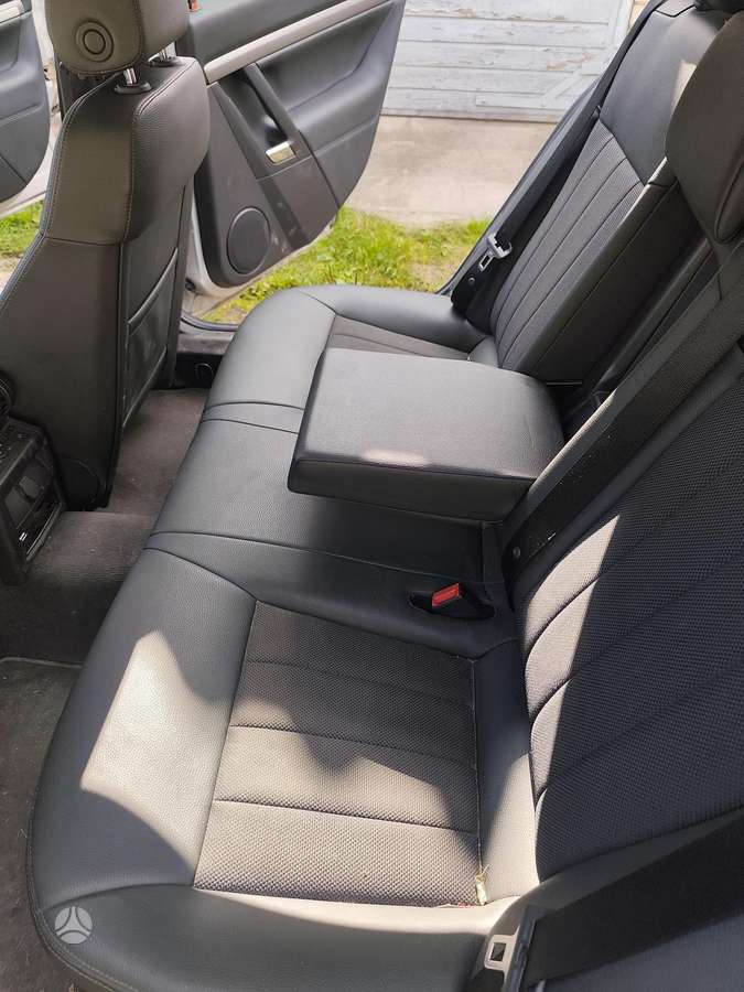 Opel Vectra 2008 — photo 12