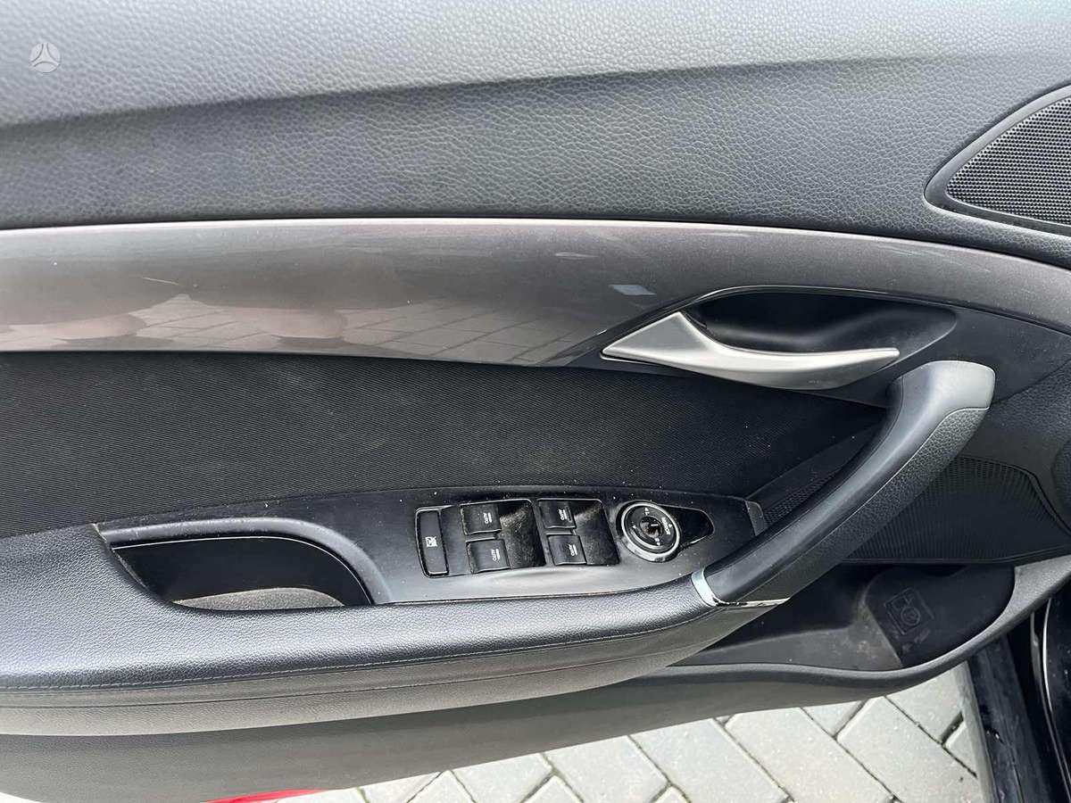 Hyundai i40 2012 — photo 13