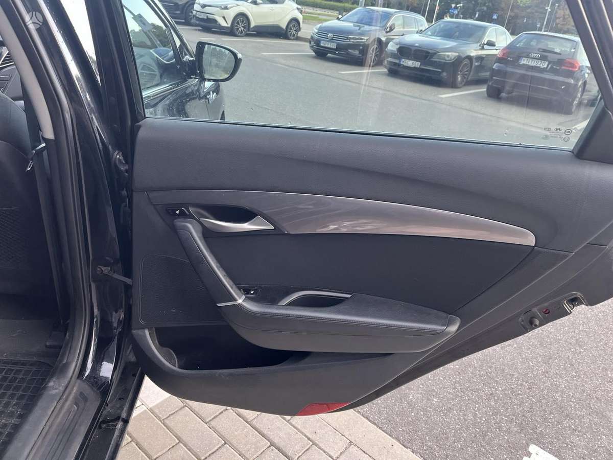 Hyundai i40 2012 — photo 18