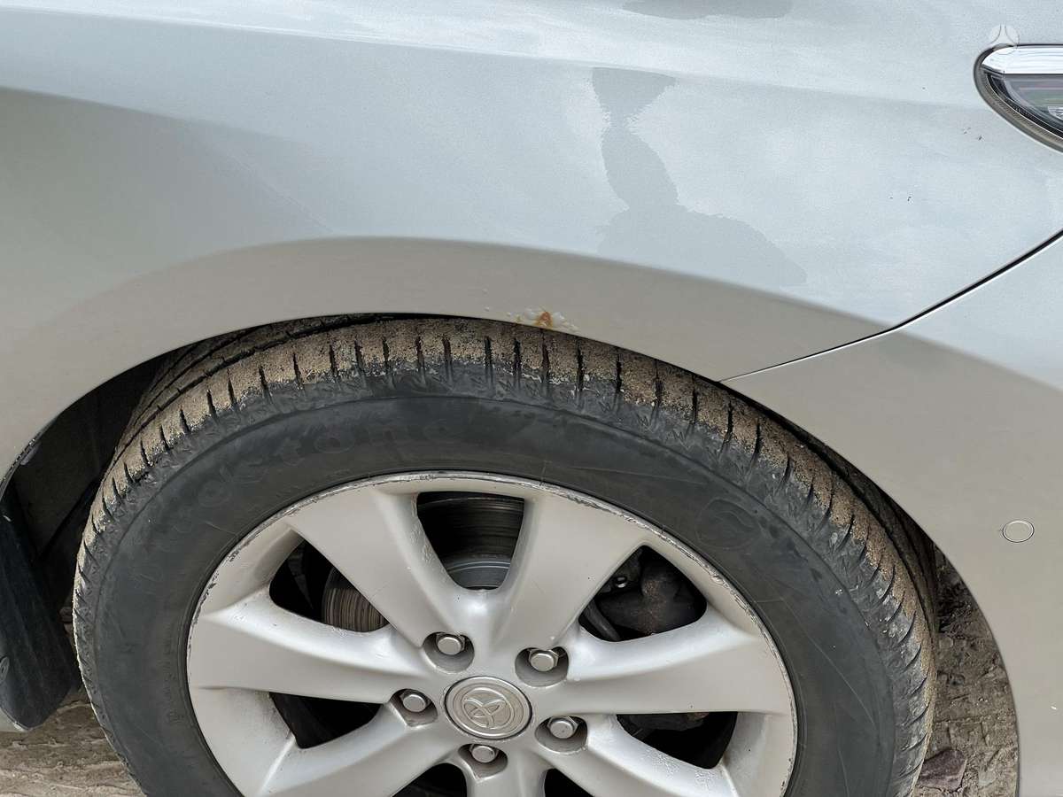 Toyota Auris 2015 — фото 13