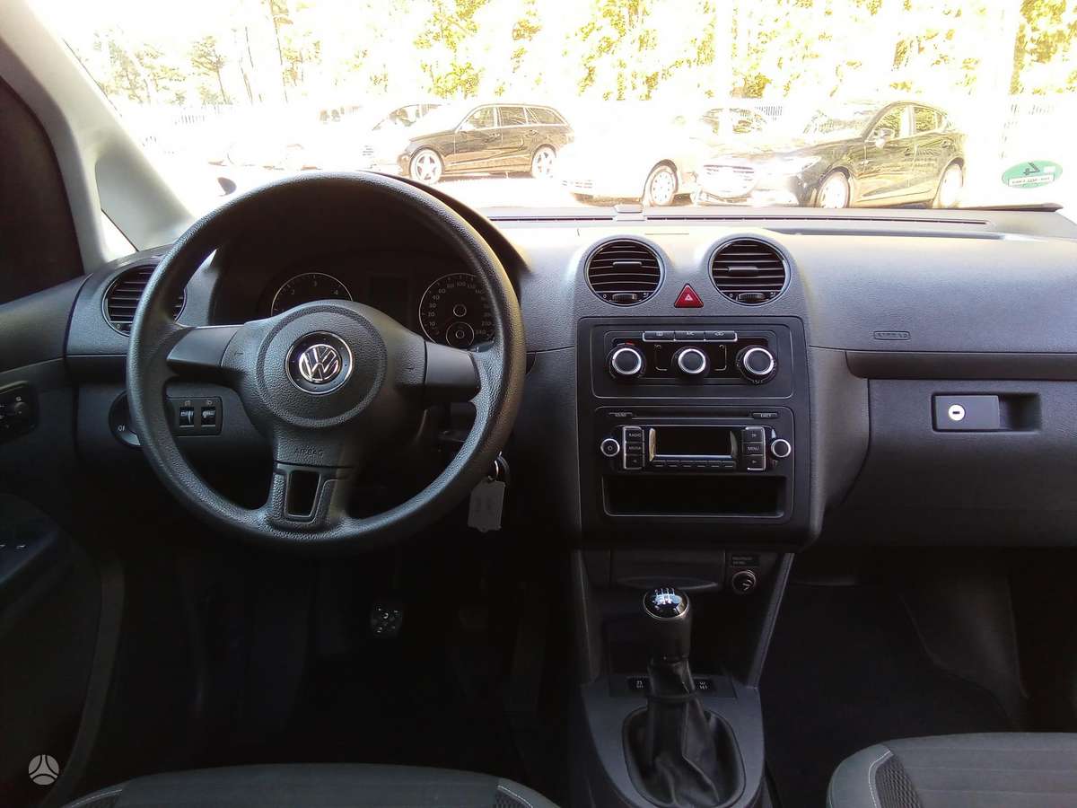 Volkswagen Caddy 2015 — photo 10