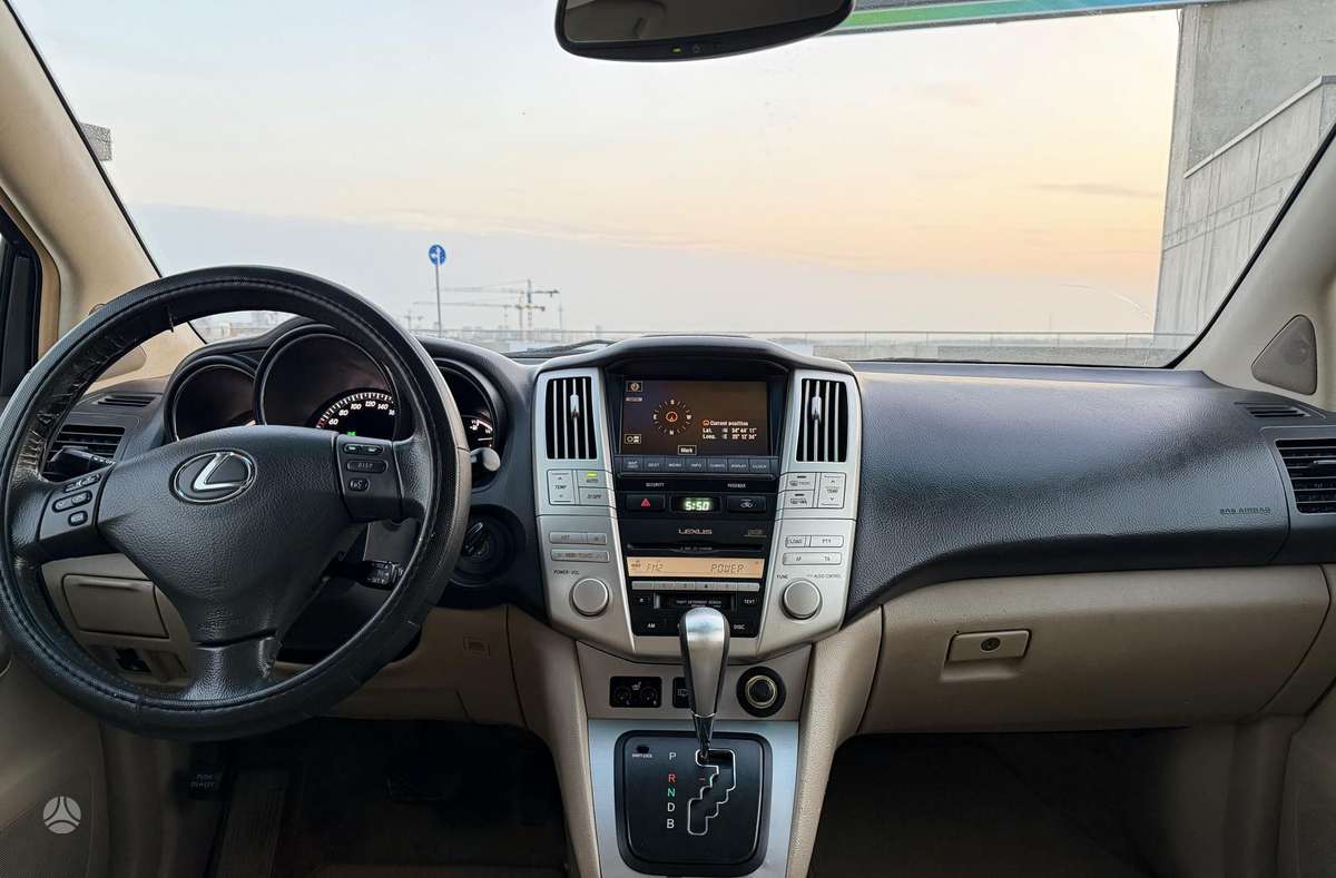Lexus RX 2007 — photo 21
