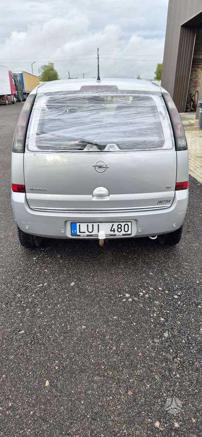 Opel Meriva 2007 — engine 1598 cm³, 105 HP (77kW)