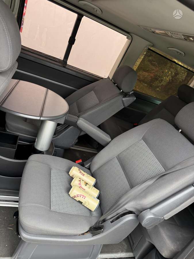 Volkswagen Multivan 2005 — photo 8