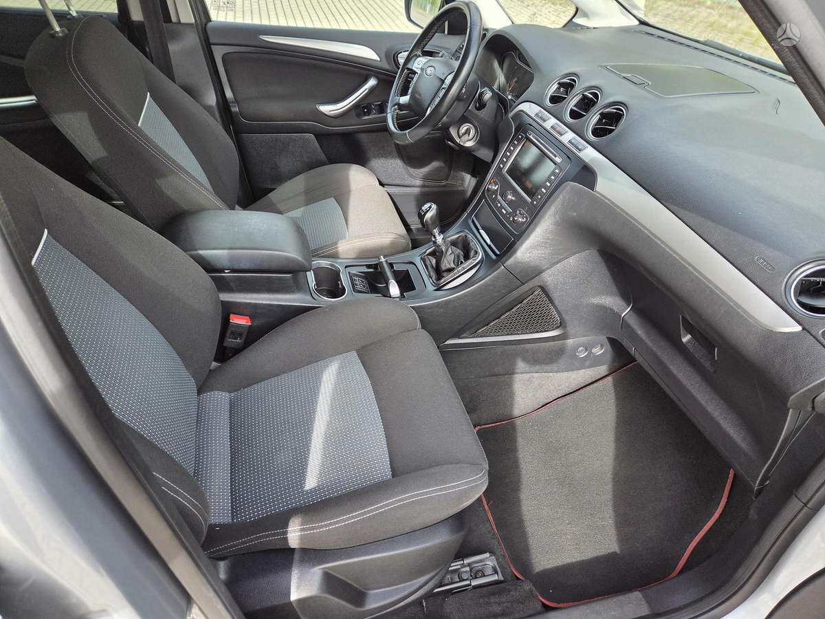 Ford S-MAX 2014 — фото 10