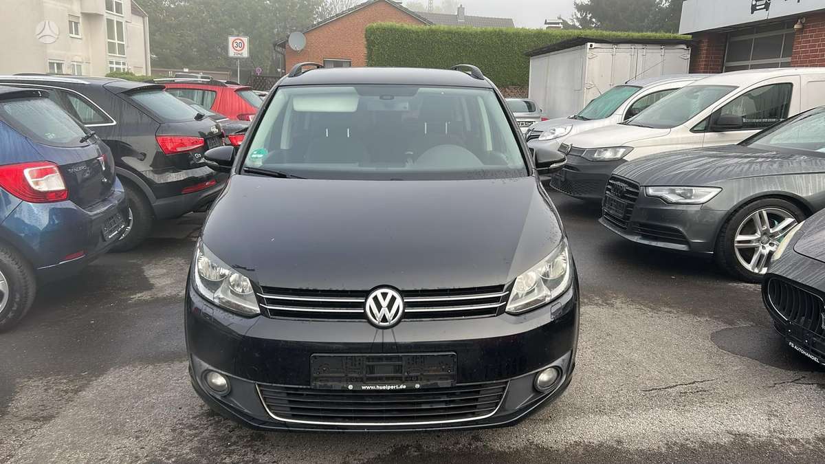 Volkswagen Touran, 2012