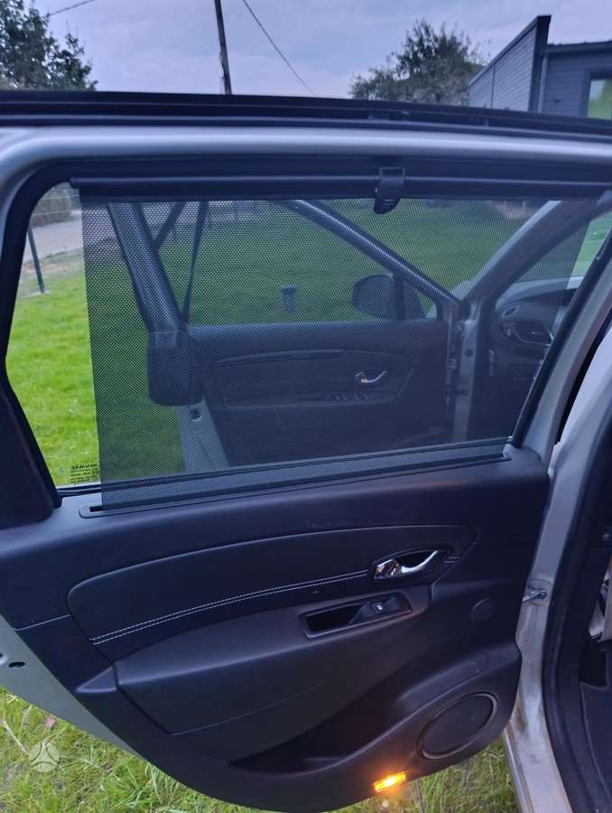 Renault Grand 2012 — photo 18