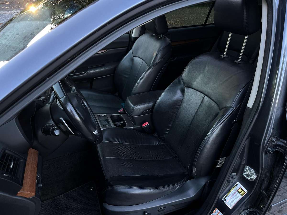 Subaru Outback 2013 — фото 10