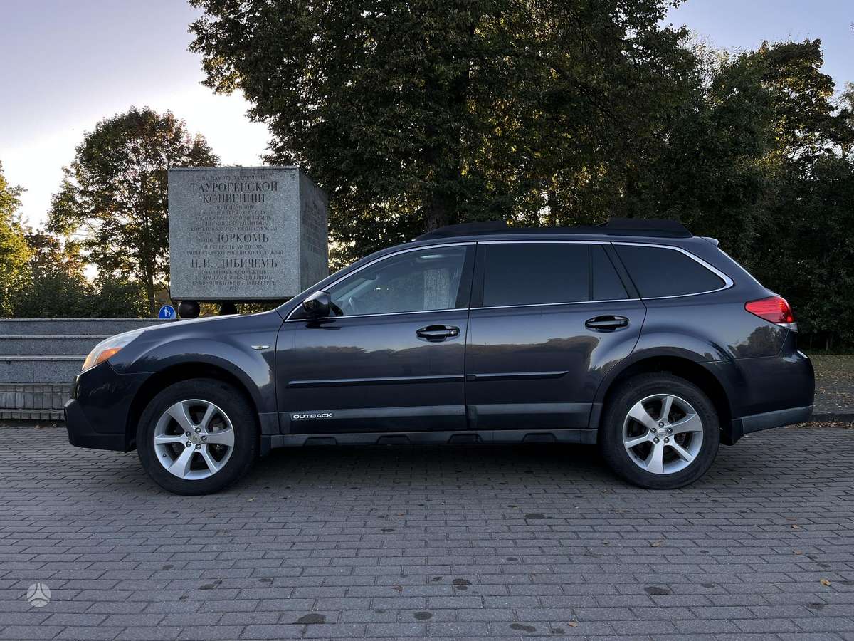 Subaru Outback 2013 — двигун 2500 cm³, 175 HP (129kW)
