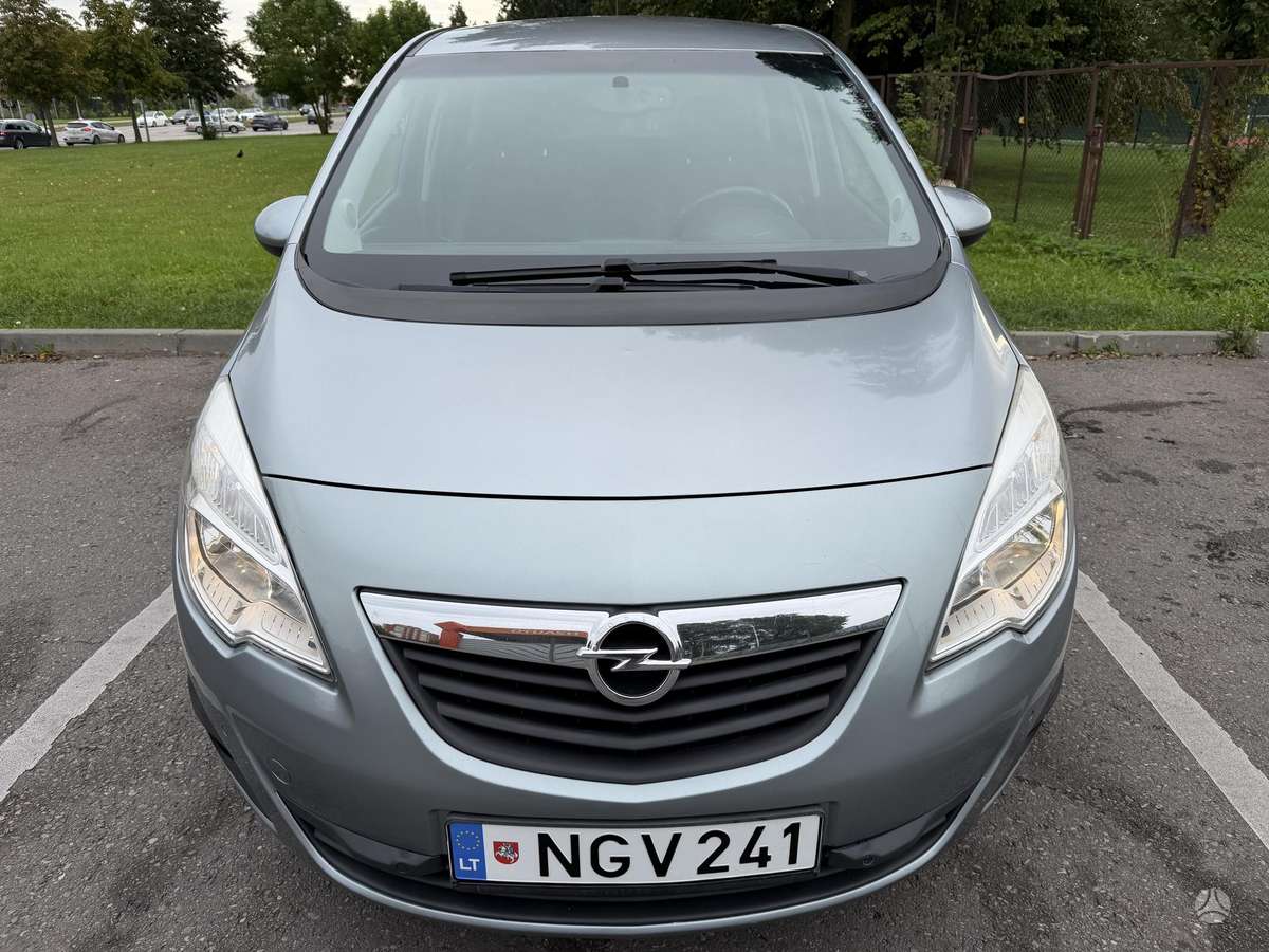 Opel Meriva 2012 — фото 21
