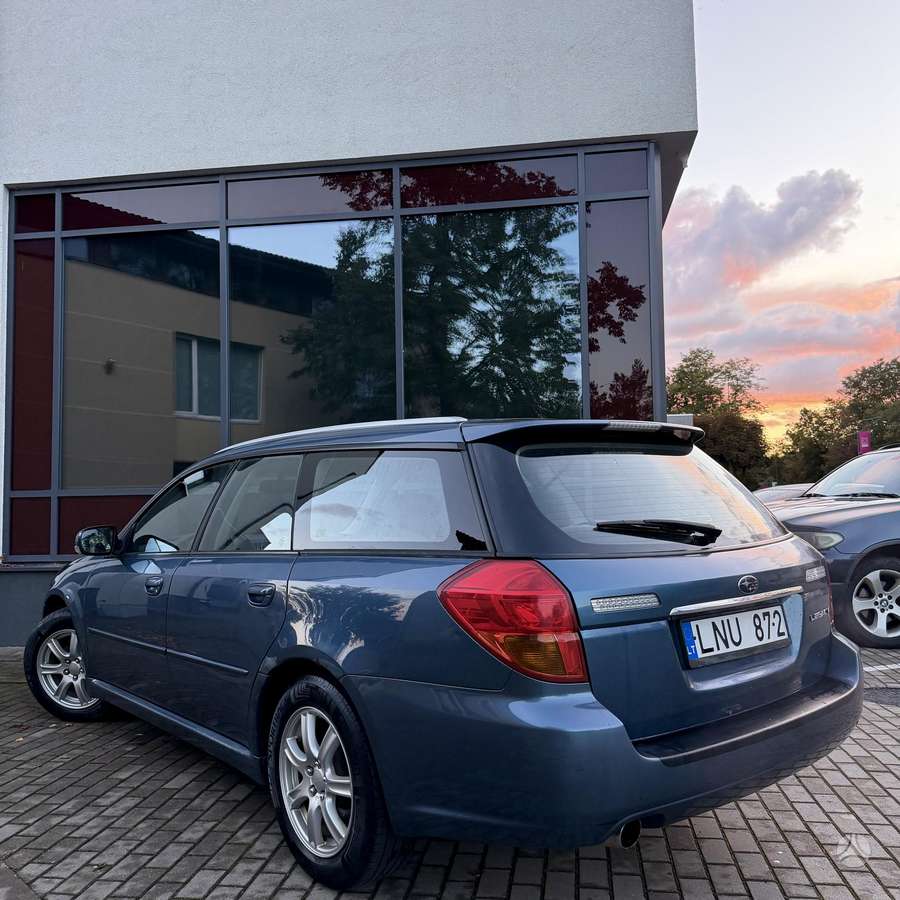 Subaru Legacy 2004 — photo 5