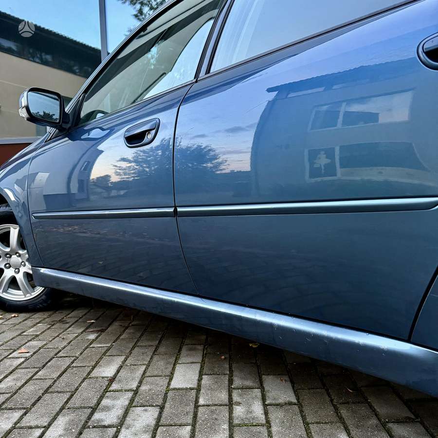 Subaru Legacy 2004 — photo 6