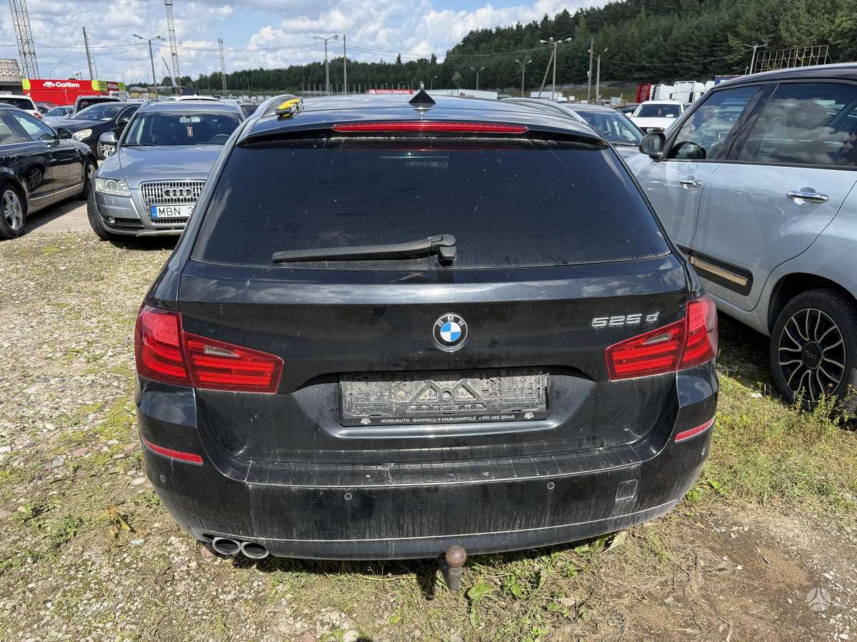 BMW 520 2012 — двигун 1995 cm³, 218 HP (160kW)