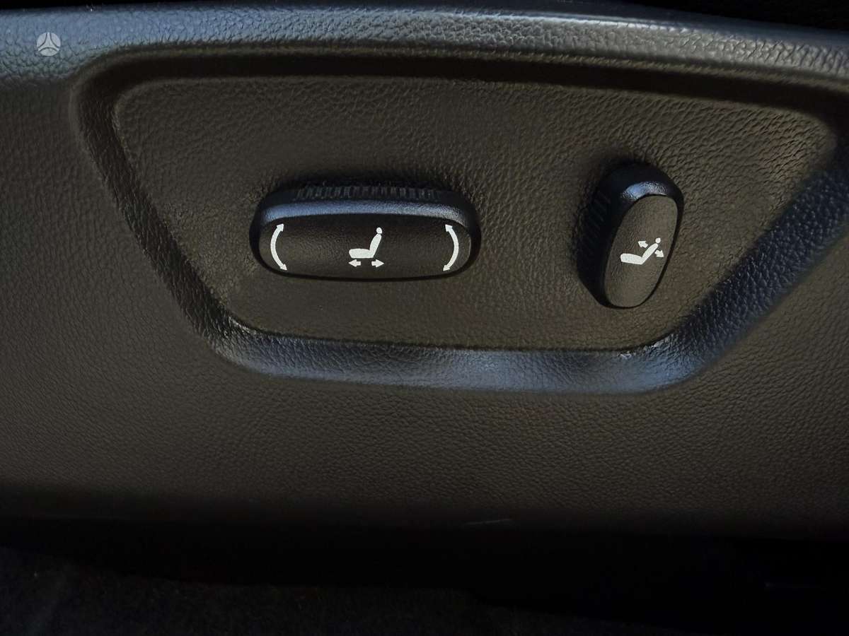 Chevrolet Captiva 2014 — photo 21