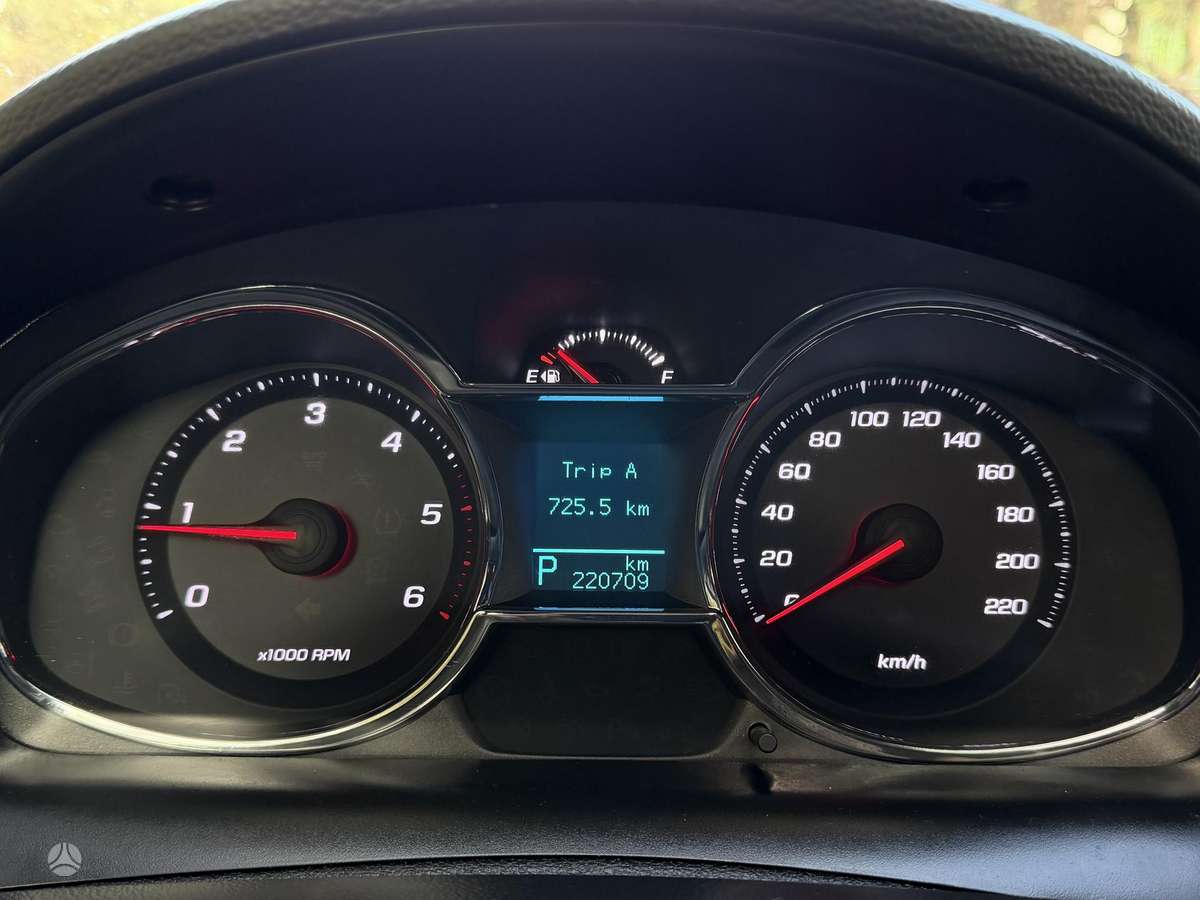 Chevrolet Captiva 2014 — photo 35