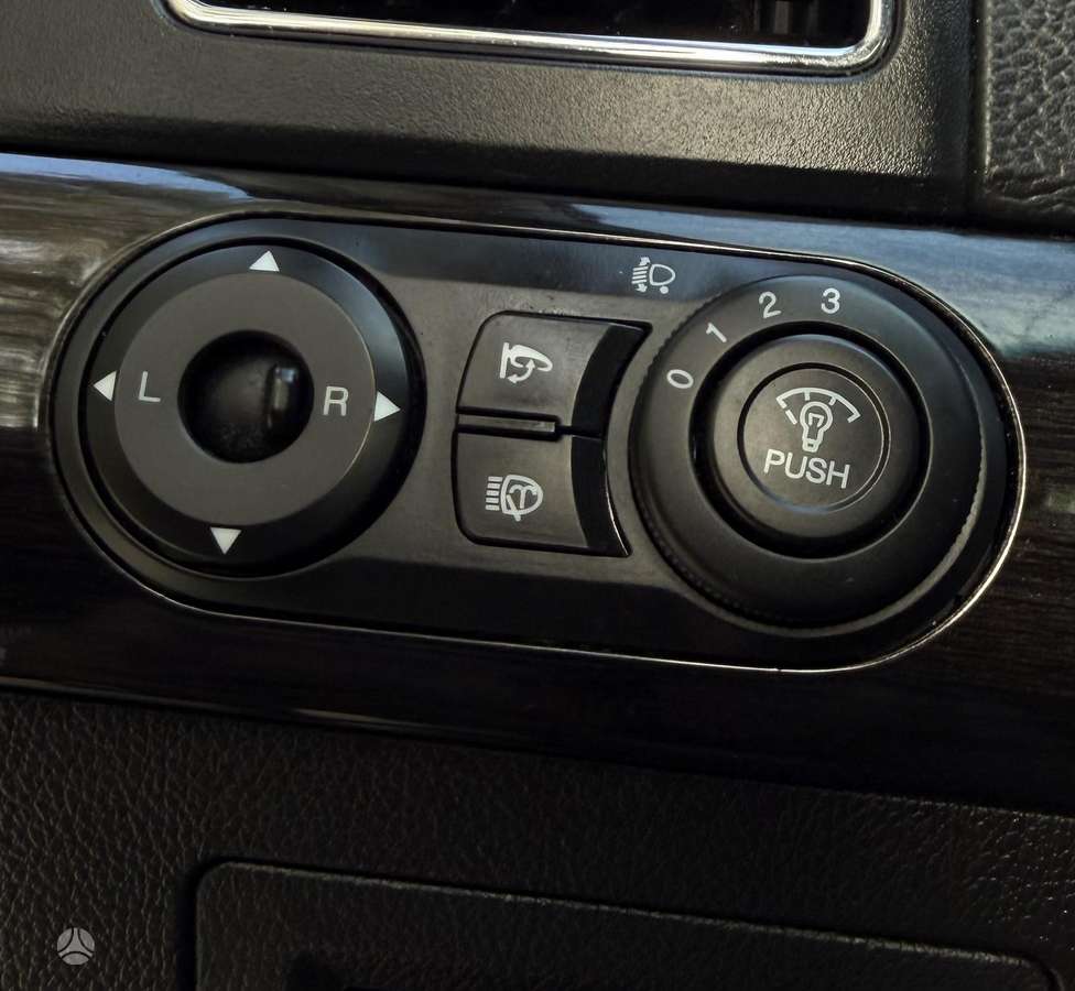 Chevrolet Captiva 2014 — photo 39