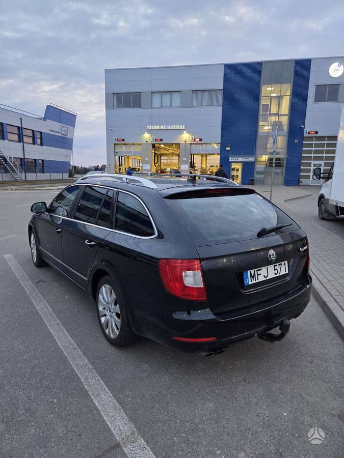 Skoda Superb 2012 — photo 6