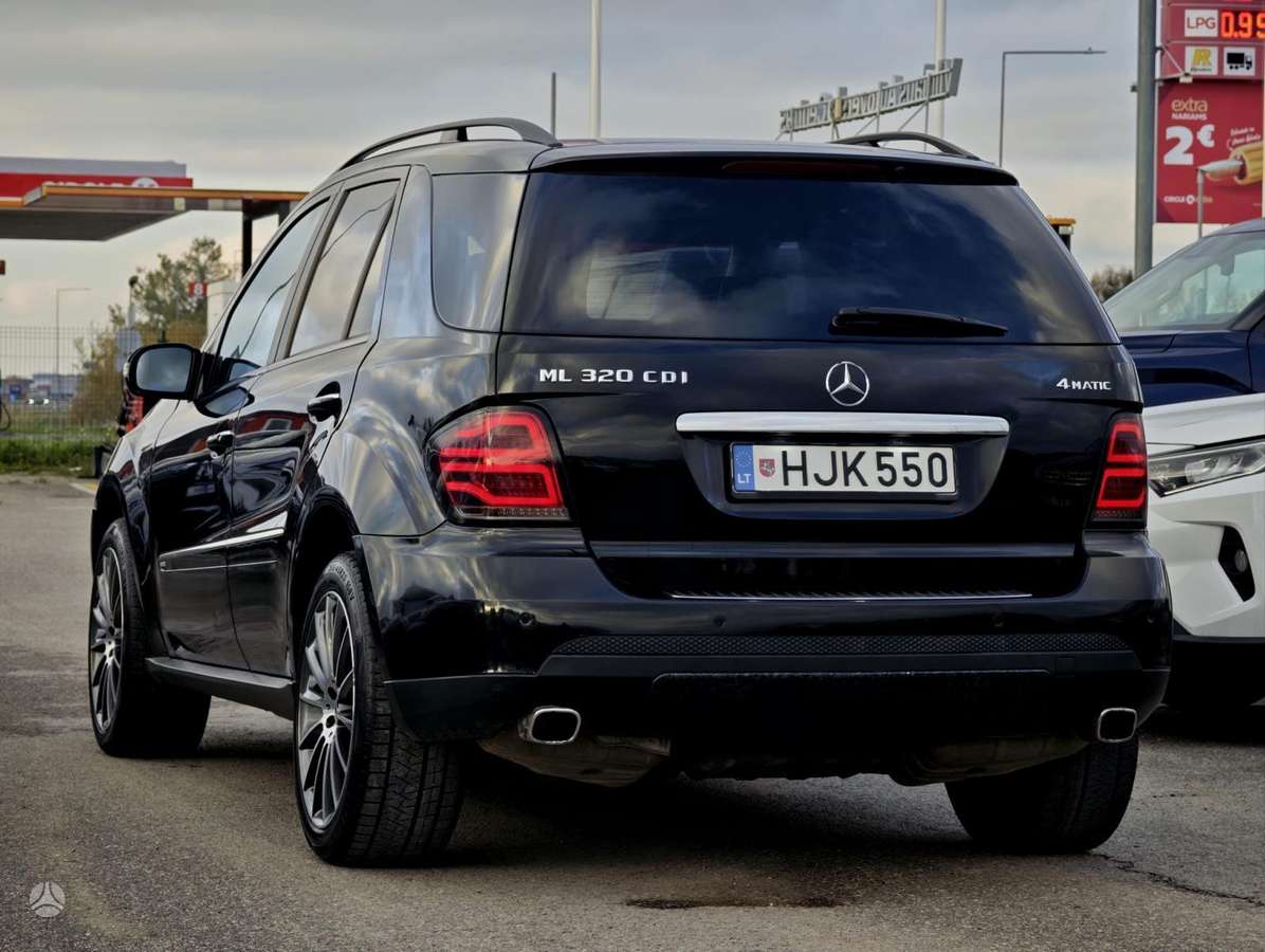 Mercedes-Benz ML320 2007 — photo 10