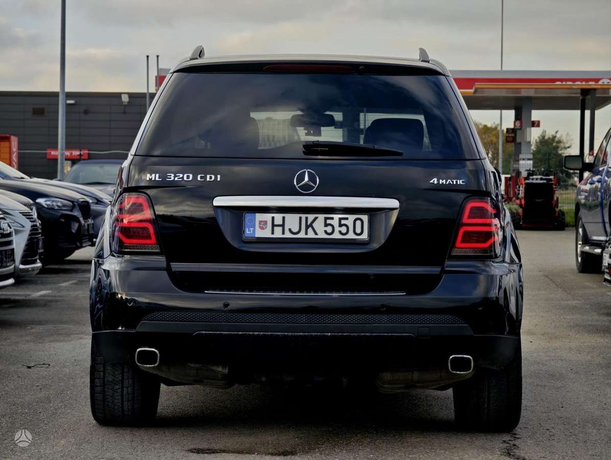 Mercedes-Benz ML320 2007 — photo 11