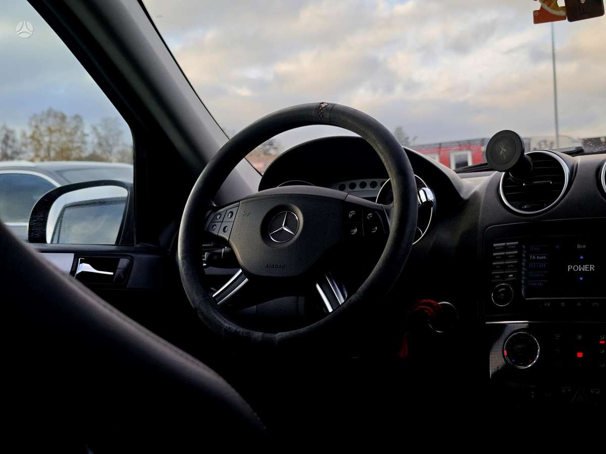 Mercedes-Benz ML320 2007 — photo 16