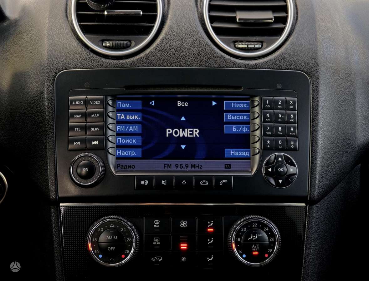 Mercedes-Benz ML320 2007 — photo 18