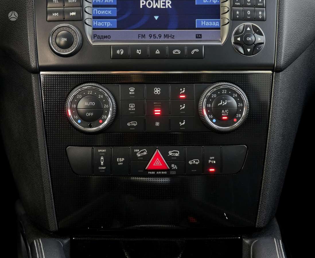 Mercedes-Benz ML320 2007 — photo 19