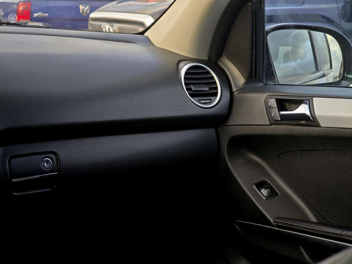 Mercedes-Benz ML320 2007 — photo 21