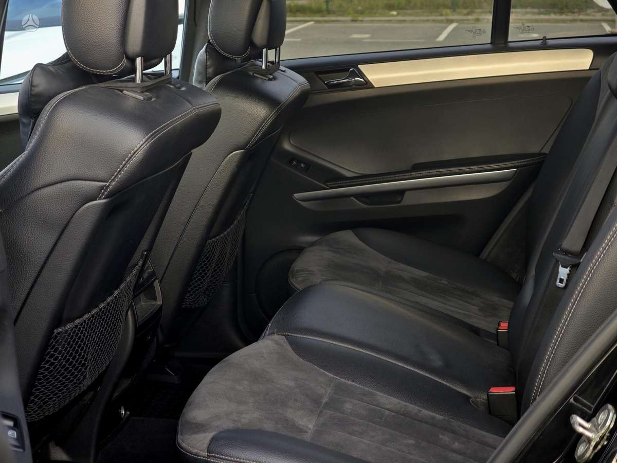 Mercedes-Benz ML320 2007 — photo 23