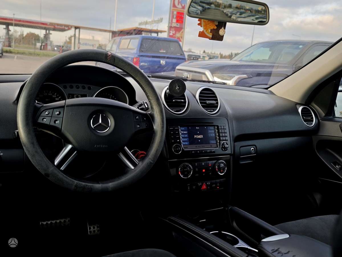 Mercedes-Benz ML320 2007 — engine 2987 cm³, 224 HP (165kW)