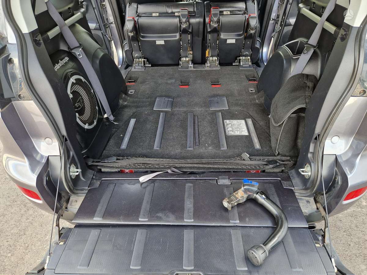 Mitsubishi Outlander 2008 — photo 17