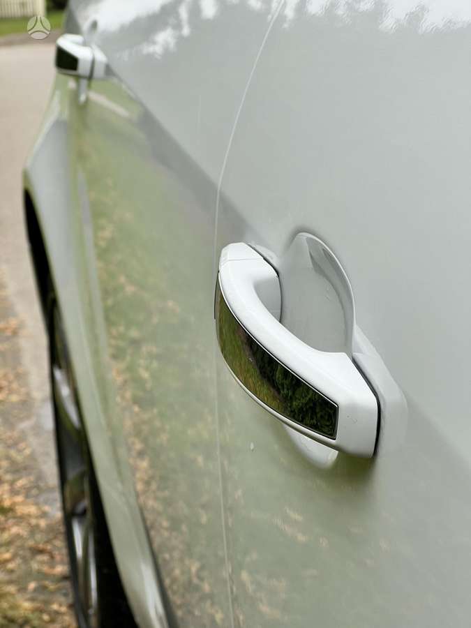 Opel Insignia 2012 — photo 22