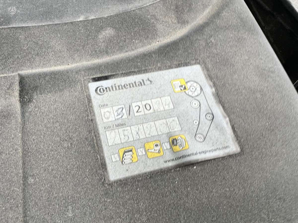Opel Insignia 2012 — photo 23