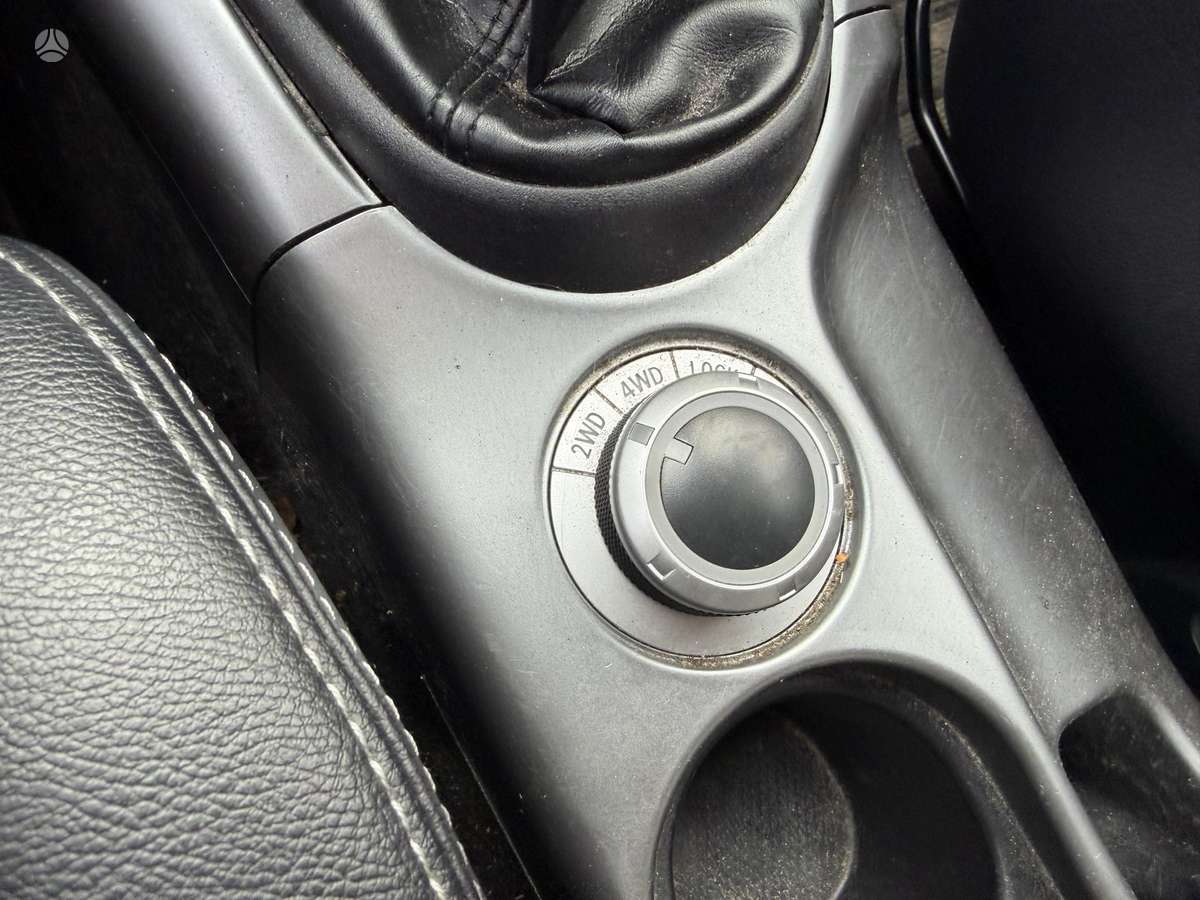 Mitsubishi Outlander 2009 — photo 12