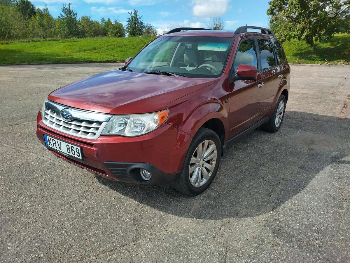 Subaru Forester, 2011