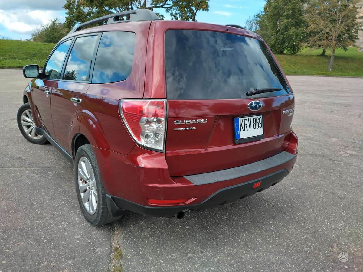 Subaru Forester 2011 — photo 10
