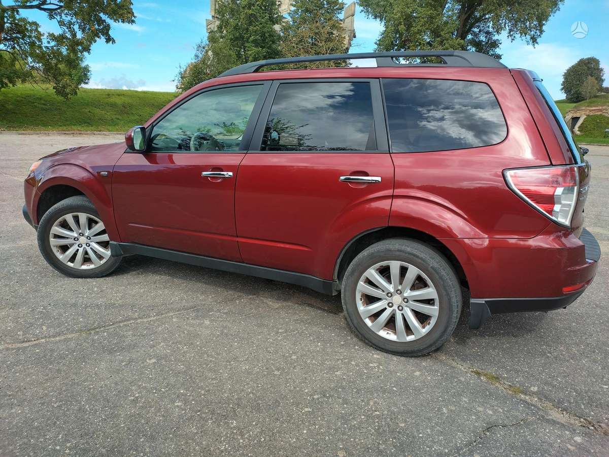 Subaru Forester 2011 — photo 11