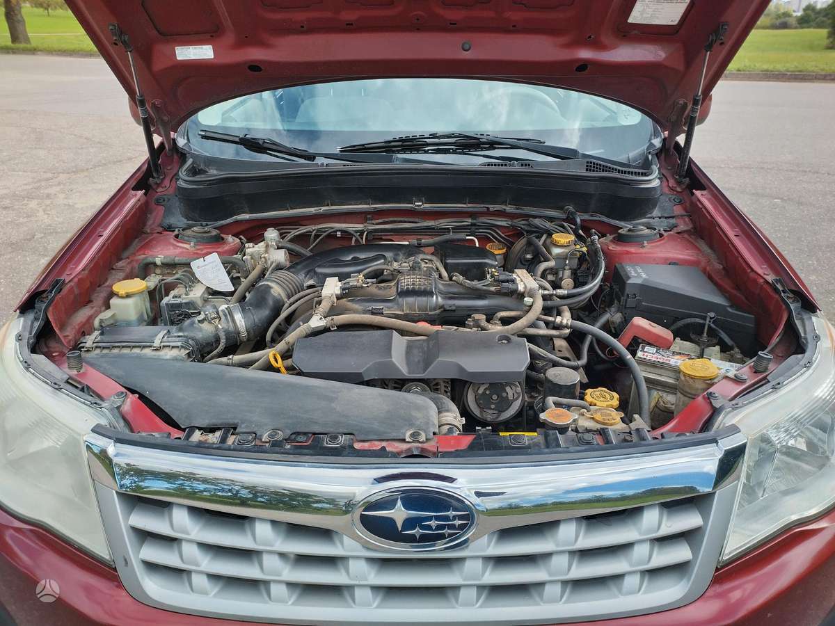 Subaru Forester 2011 — photo 8