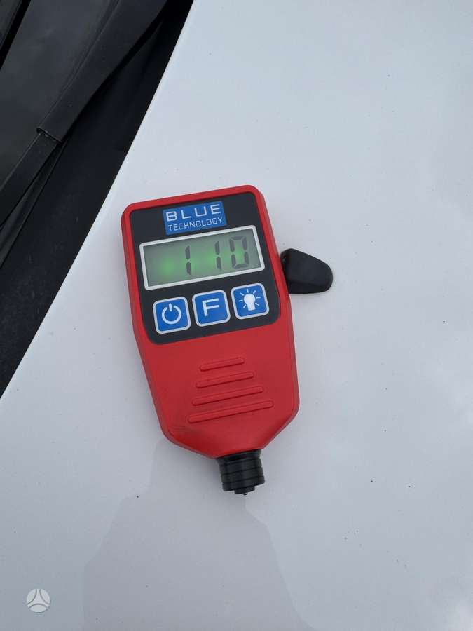 Volvo V70 2009 — photo 28