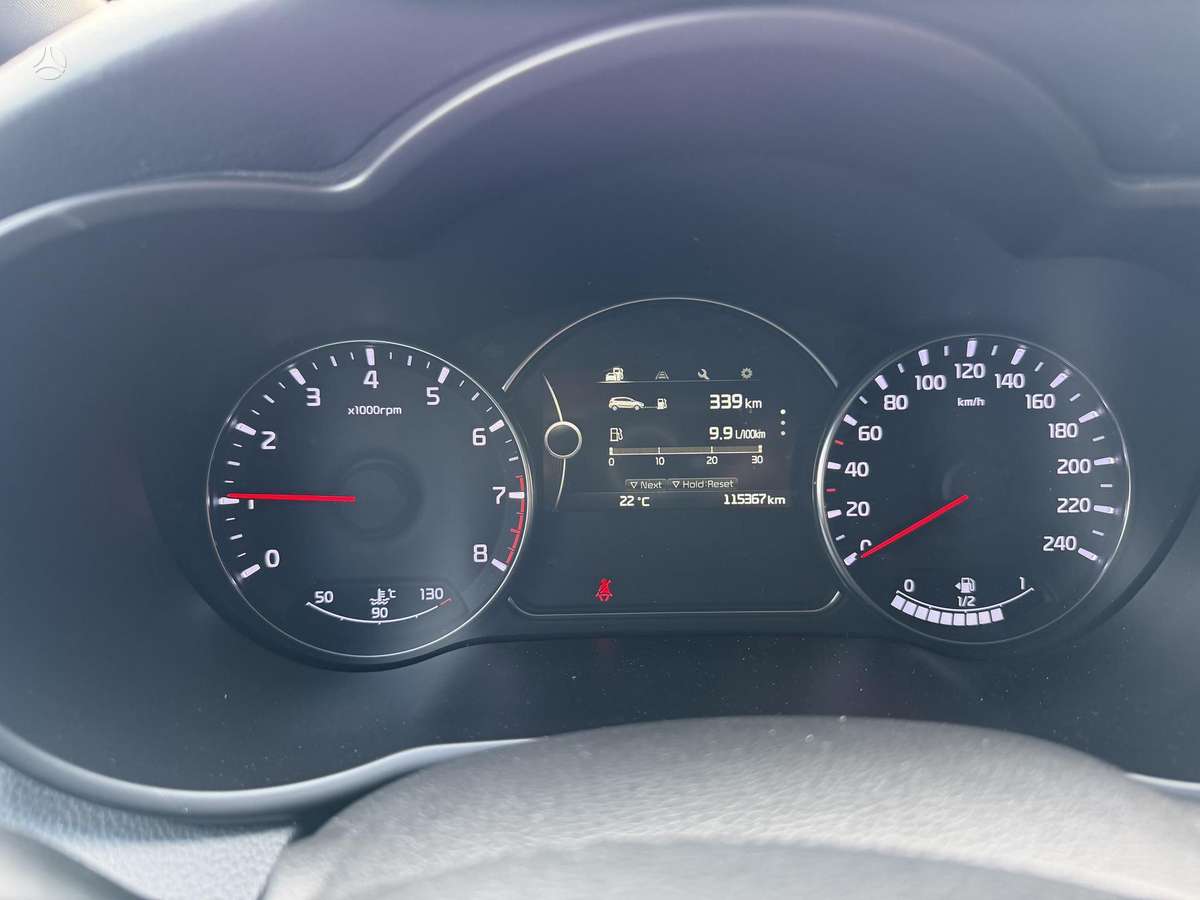 Kia Carens 2013 — photo 16