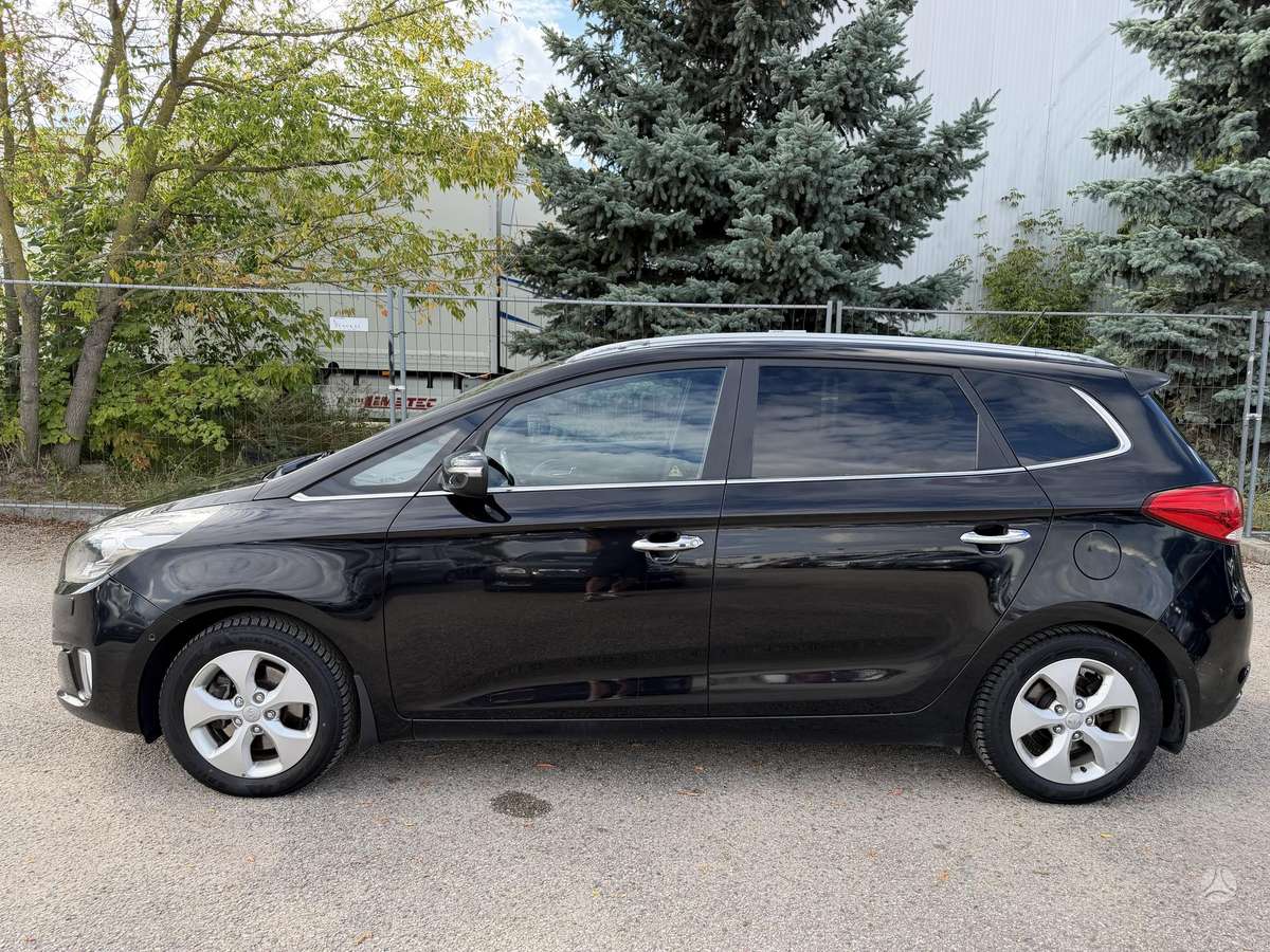 Kia Carens 2013 — photo 7