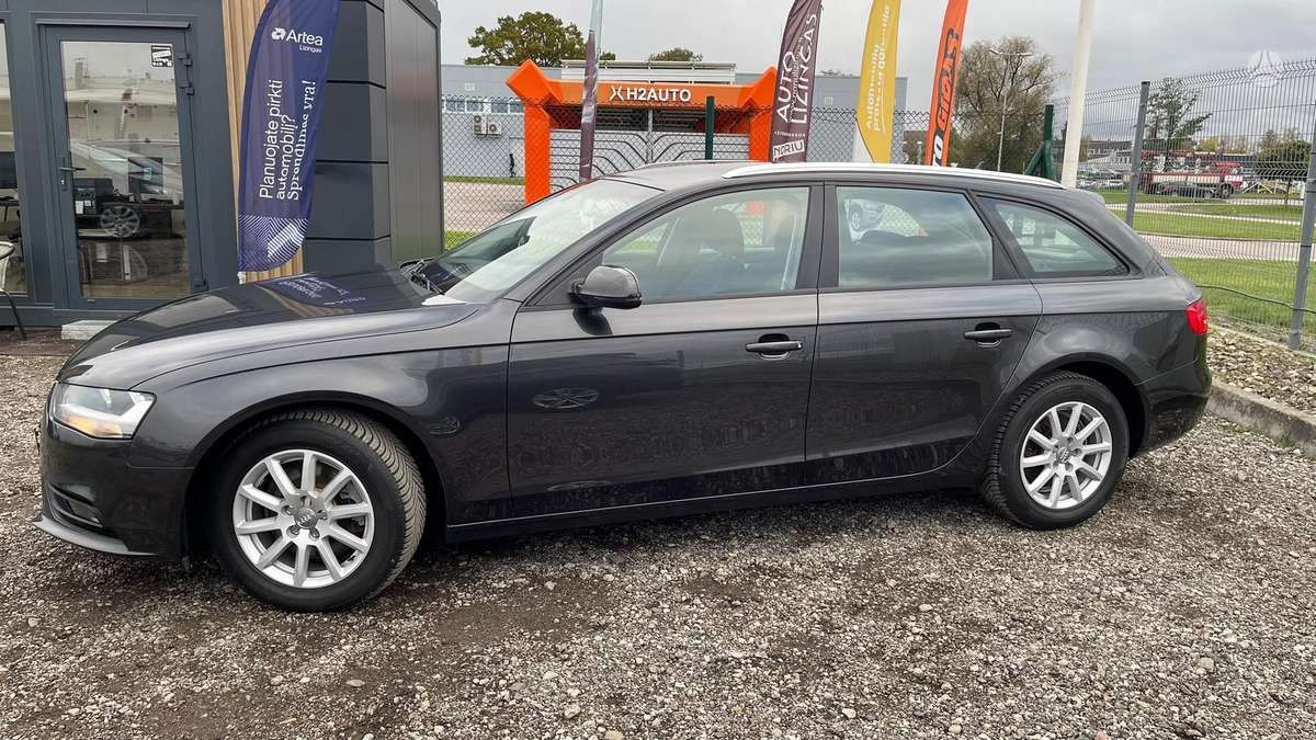 Audi A4 2013 — photo 12