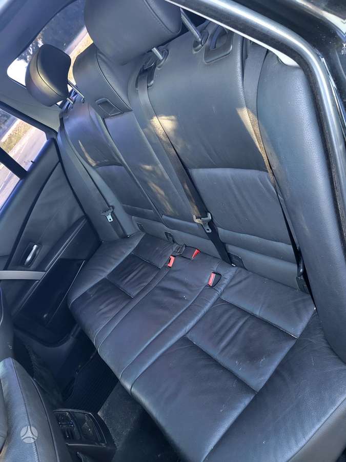 BMW 525 2005 — photo 11