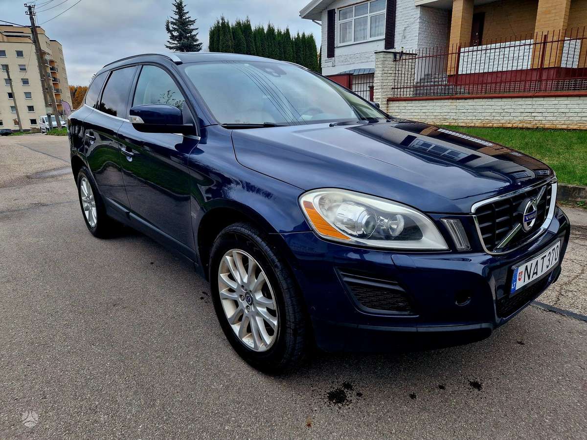 Volvo XC60, 2011
