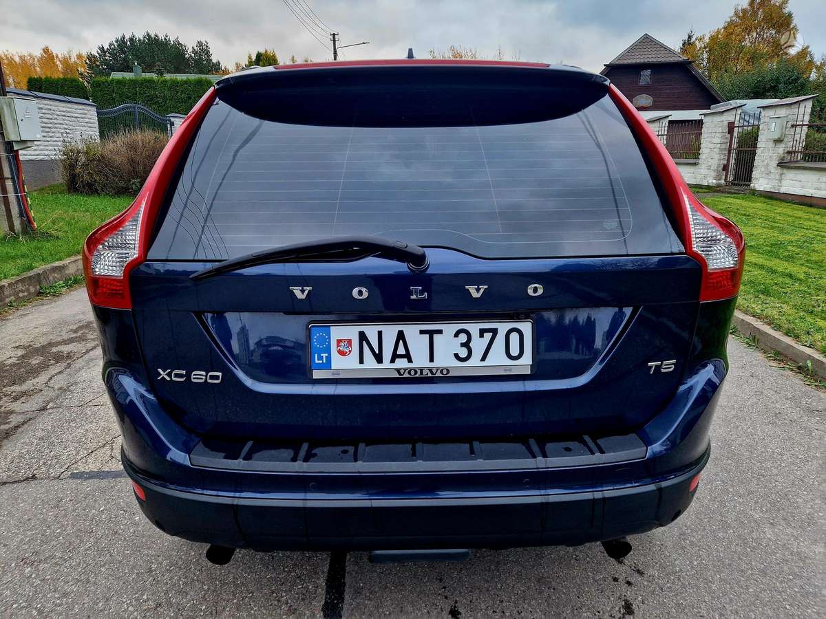 Volvo XC60 2011 — photo 5