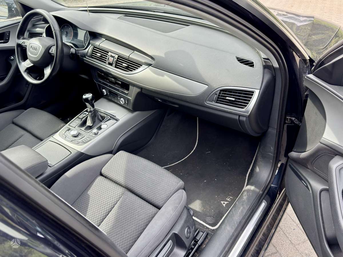 Audi A6 2012 — photo 15