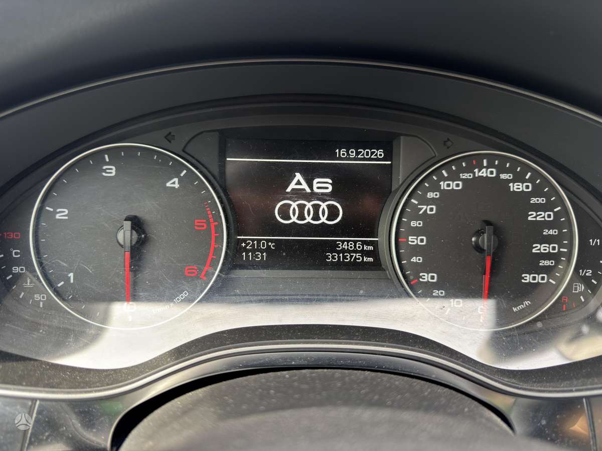 Audi A6 2012 — photo 22