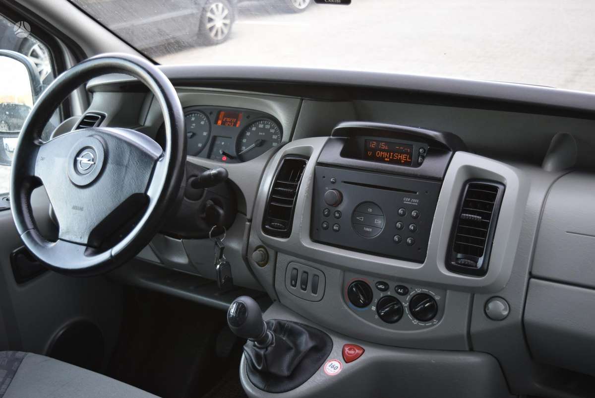 Opel Vivaro 2005 — photo 10